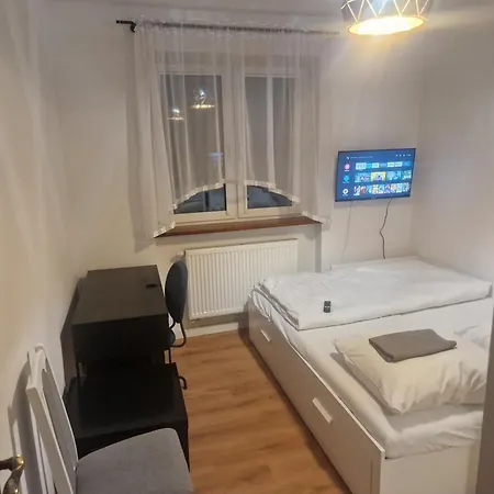 Budomas Budget Wroclaw-szymanow Freeparking Smarttv Homestay szállás Wrocław