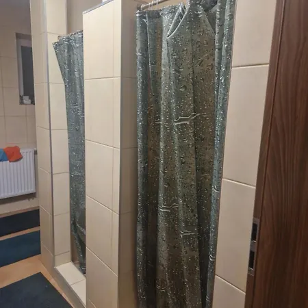 Budomas Budget Wroclaw-szymanow Freeparking Smarttv ホームステイ