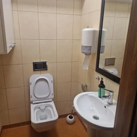 Noclegi Budomas Budget - Szymanow - Freeparking *
